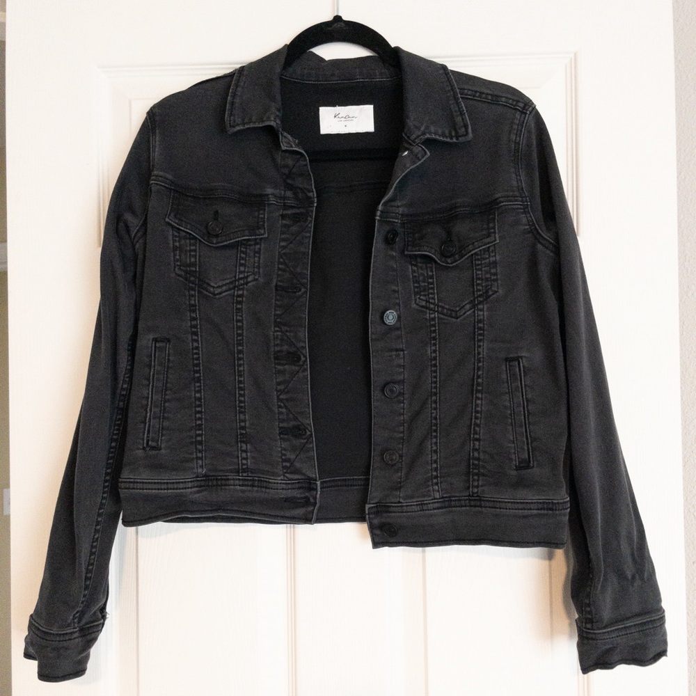 Light weight denim jacket